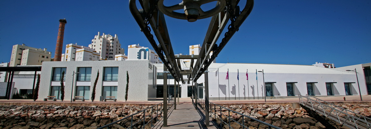 09 – Main Entrance Western Façade